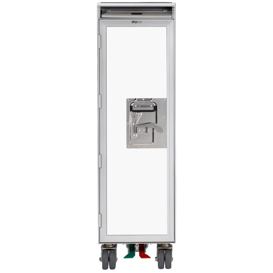 Vertikaler Airline-Trolley aus Metall mit weißer Tür, Metallgriff, Rollen und zwei Fußpedalen in Grün und Rot