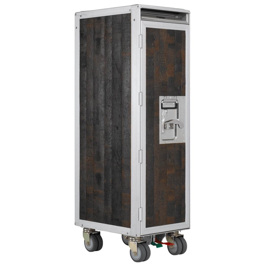 Eleganter, hoher, rechteckiger Aufbewahrungswagen mit dunklen Holzpaneelen und Metallrahmen auf Rollen.
