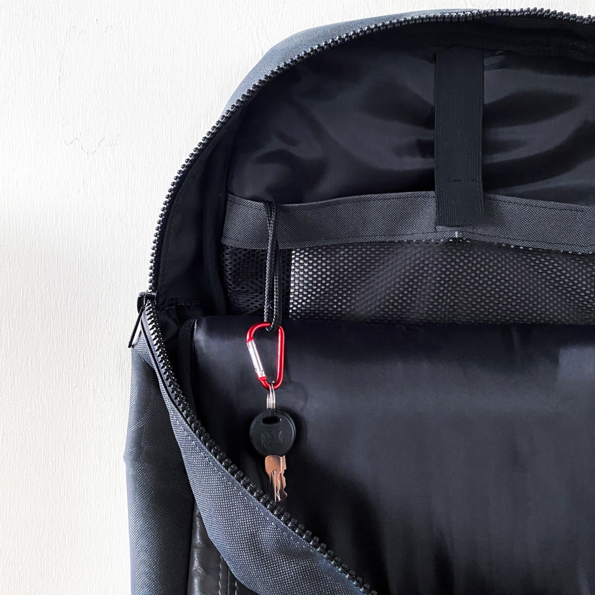 RECARO Tech & Travel Messenger Backpack