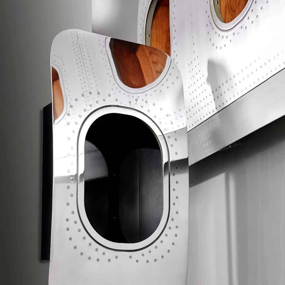 Skypak Wallbar One Silver High Gloss Window Segment